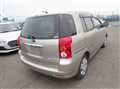 2003 Toyota Raum