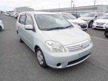 2005 Toyota Raum