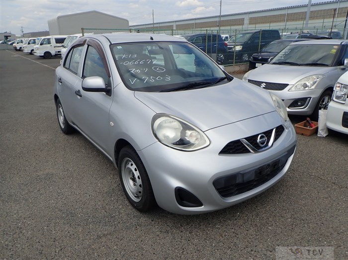 2017 Nissan March