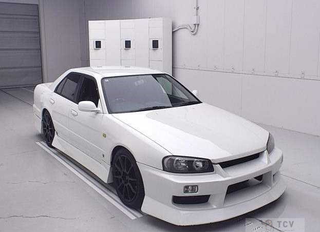 2000 Nissan Skyline