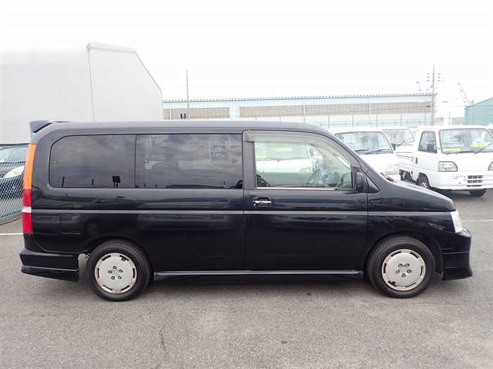 Honda Step Wgn 2001 photo 3