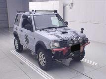 2000 Mitsubishi Pajero Mini