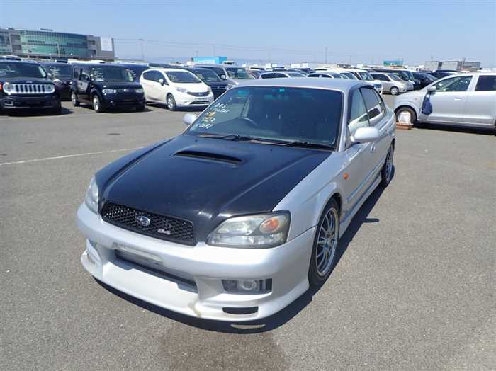 Subaru Legacy B4 2001 photo 2