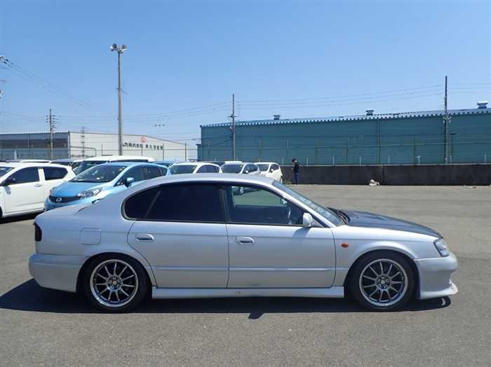 Subaru Legacy B4 2001 photo 3