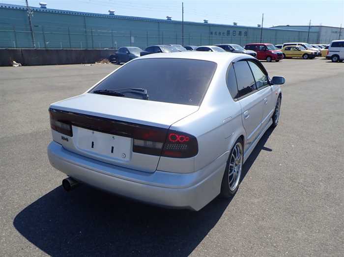 Subaru Legacy B4 2001 photo 5
