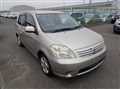 2005 Toyota Raum