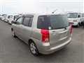 2005 Toyota Raum