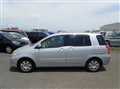 2007 Toyota Raum