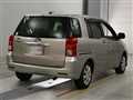 2003 Toyota Raum