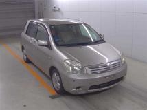 2006 Toyota Raum