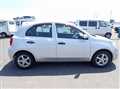 2017 Nissan March