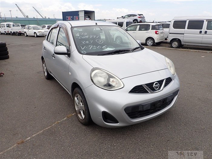 2017 Nissan March