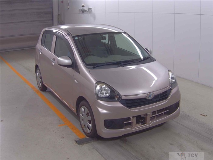 2016 Daihatsu Mira Es
