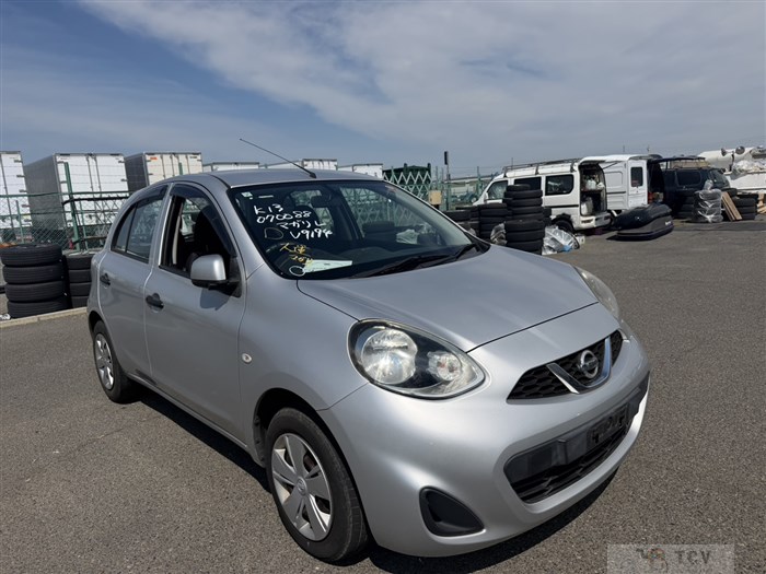 2017 Nissan March
