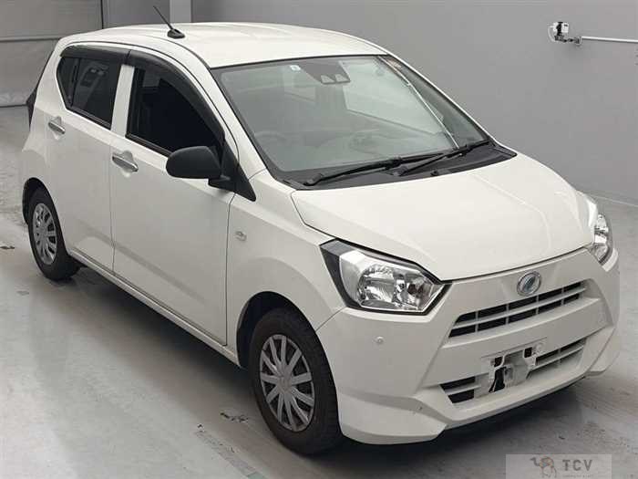 2019 Daihatsu Mira Es