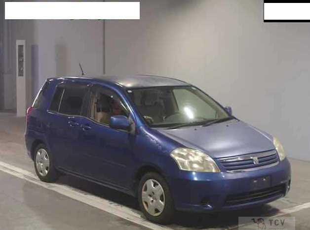 2005 Toyota Raum