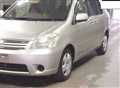 2005 Toyota Raum
