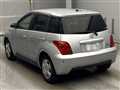 2005 Toyota IST