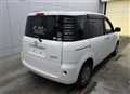 2005 Toyota Sienta