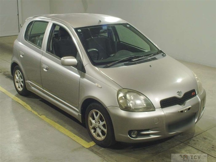 2001 Toyota Vitz