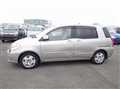 2005 Toyota Raum