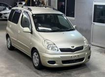 2003 Toyota Fun Cargo