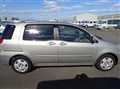 2004 Toyota Raum