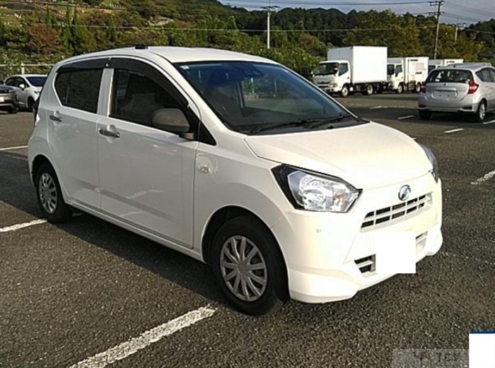 2020 Daihatsu Mira Es