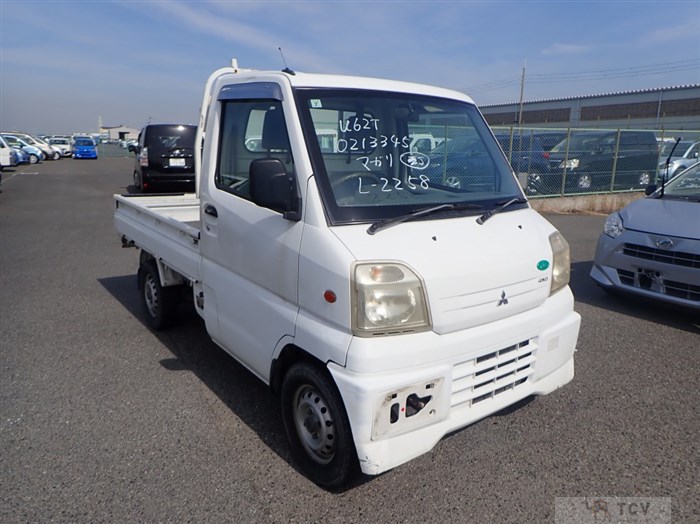 2000 Mitsubishi Minicab Truck