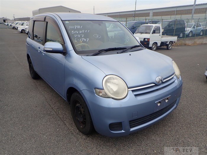 2011 Toyota Sienta