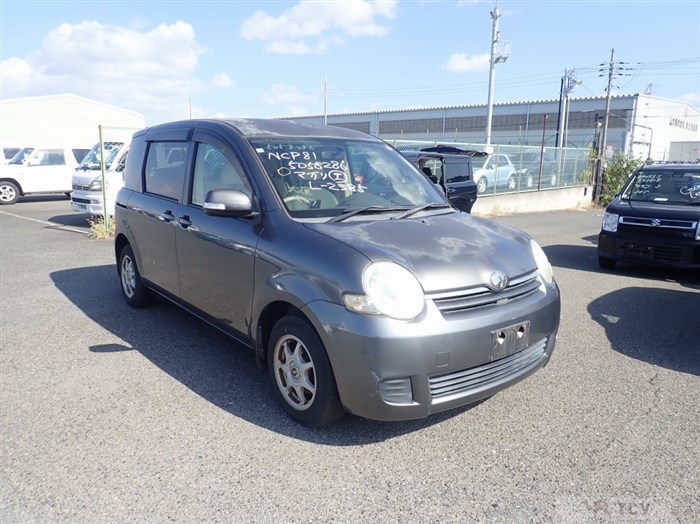 2008 Toyota Sienta