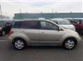 2004 Toyota IST