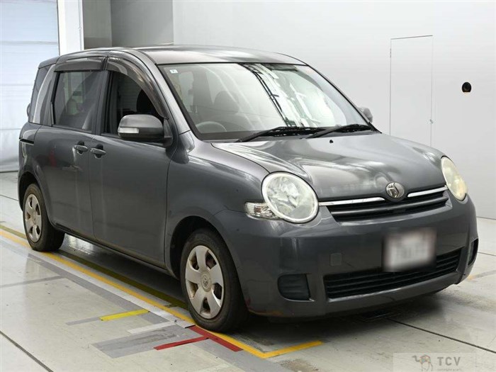 2010 Toyota Sienta